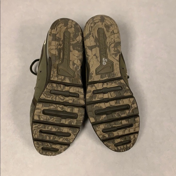 Nike AirMax Sequence 3 size 8.5 - Picture 5 of 12